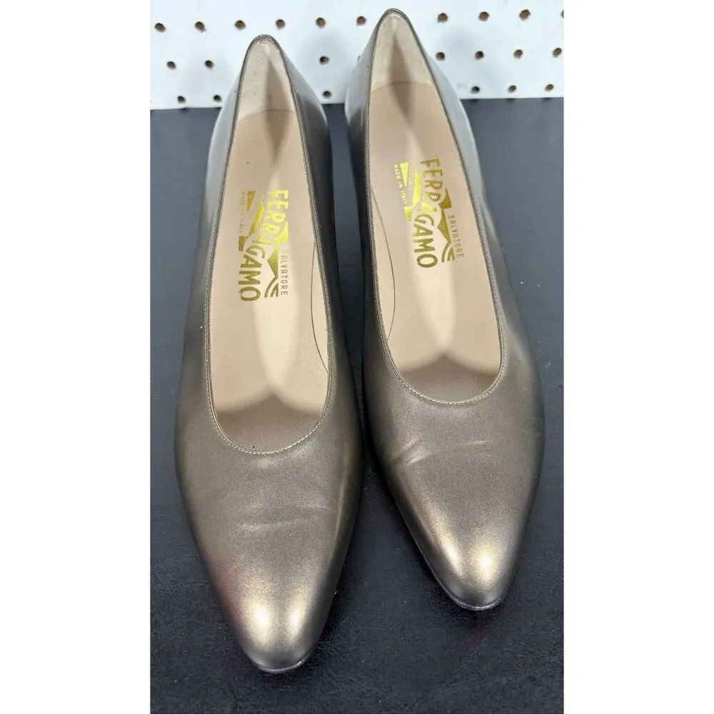 Salvatore Ferragamo Italy Bronze Women's Shoes Heel Pump USA Size 8.5